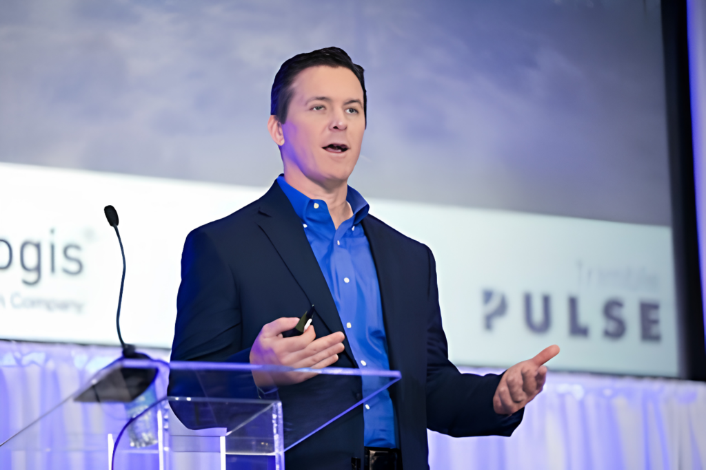 A speaker sharing insights during the CXFS Connect summit