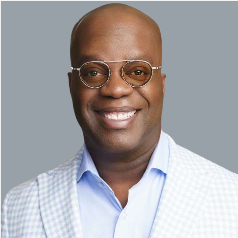 Simon T. Bailey